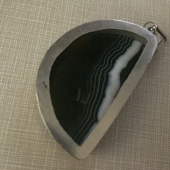 Pretty substantial Big bold Natural Botswana Agate gemstone pendant - Picture 4 of 11